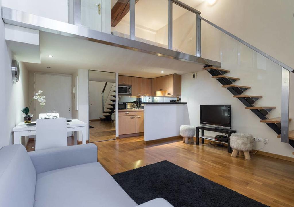 ニースMassena - Duplex Loft Modern On The Placeアパートメント 部屋 写真